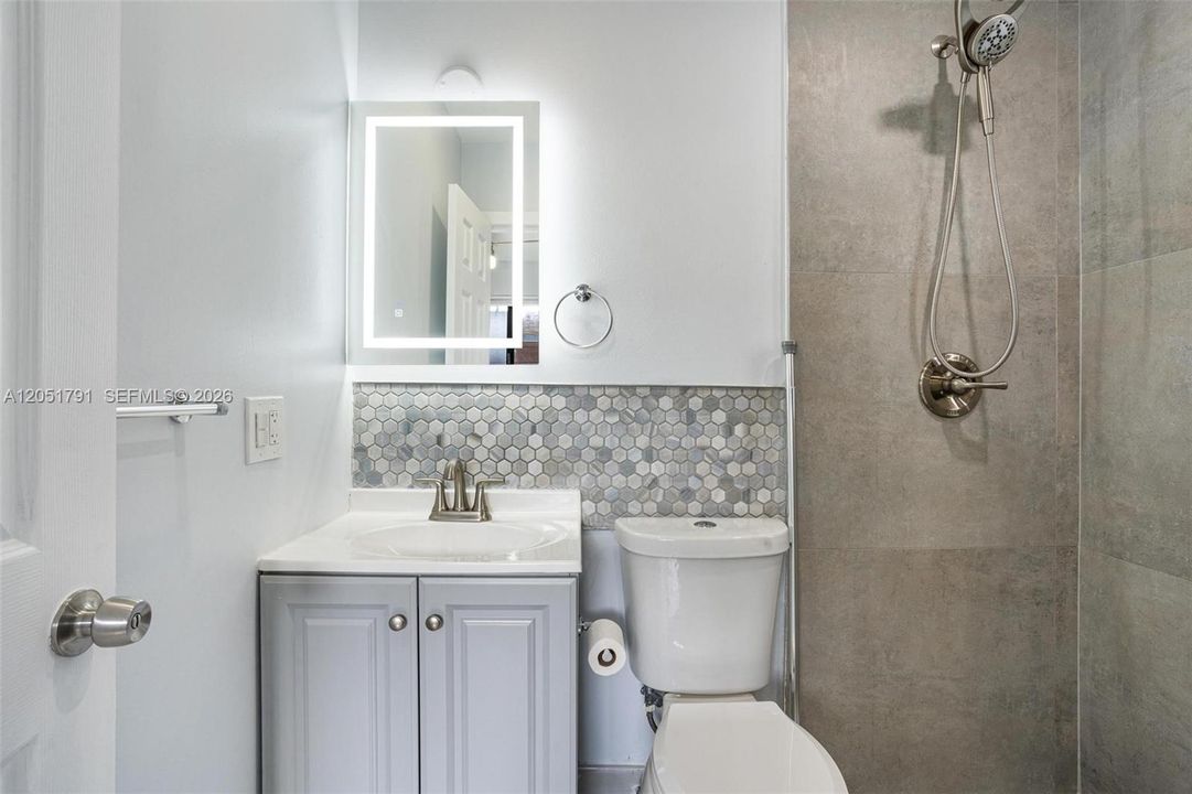For Rent: $2,900 (3 beds, 2 baths, 1248 Square Feet)