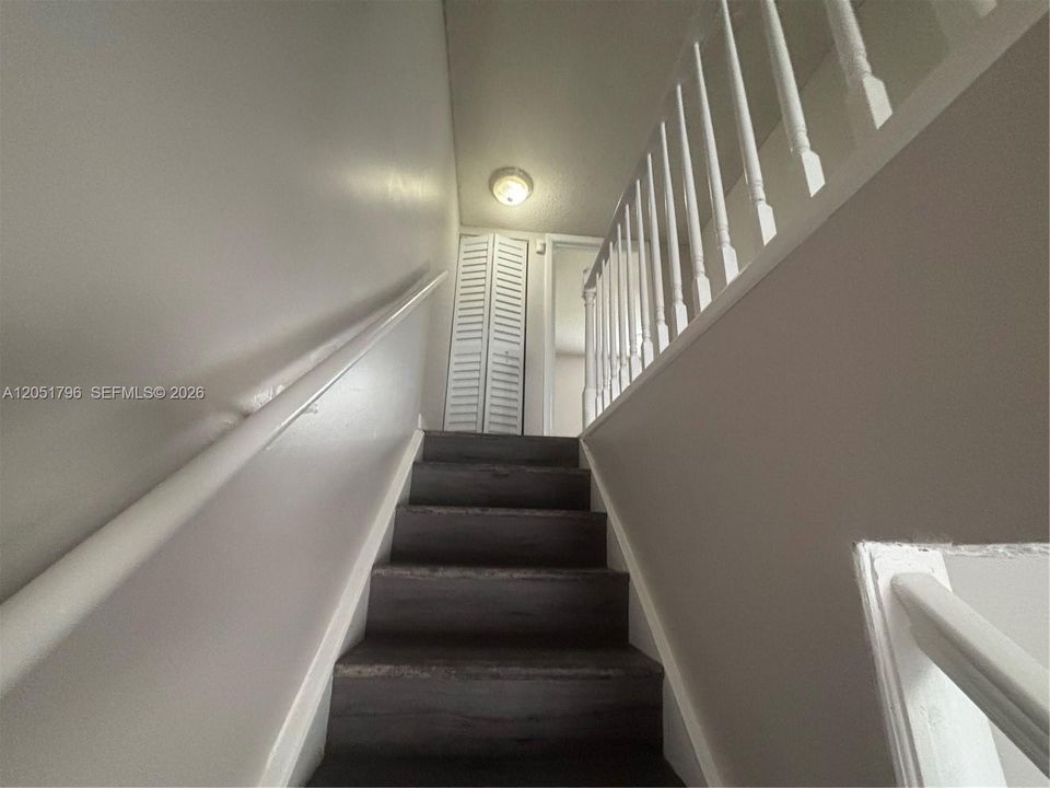 For Rent: $2,100 (2 beds, 2 baths, 1113 Square Feet)