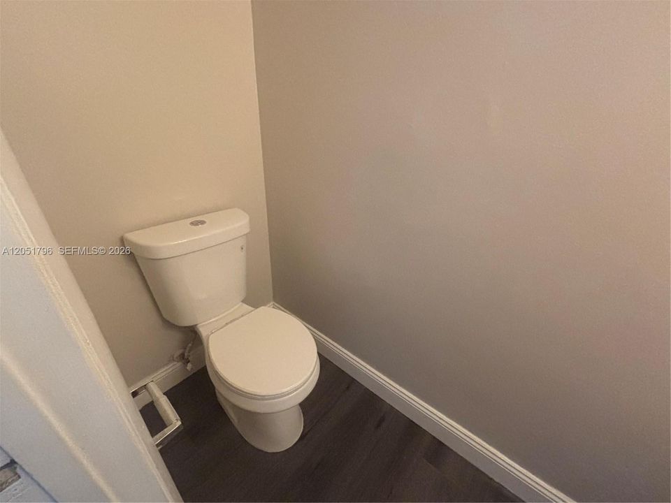 For Rent: $2,100 (2 beds, 2 baths, 1113 Square Feet)