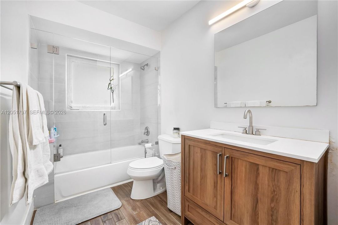 En Venta: $1,600,000 (4 camas, 4 baños, 3768 Pies cuadrados)