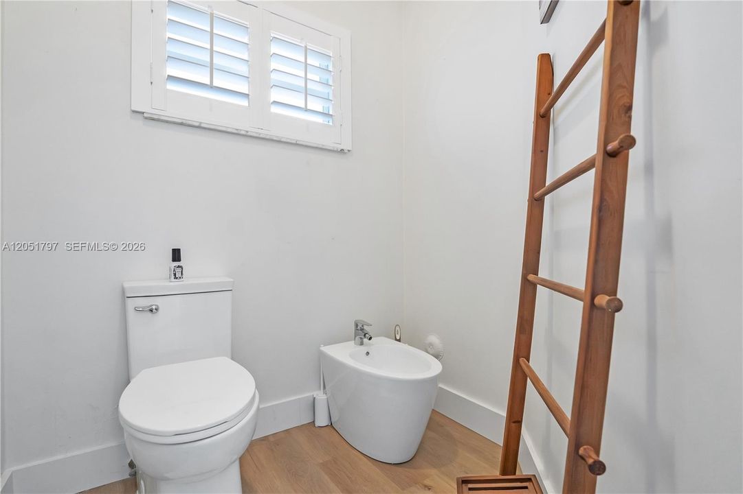 En Venta: $1,600,000 (4 camas, 4 baños, 3768 Pies cuadrados)