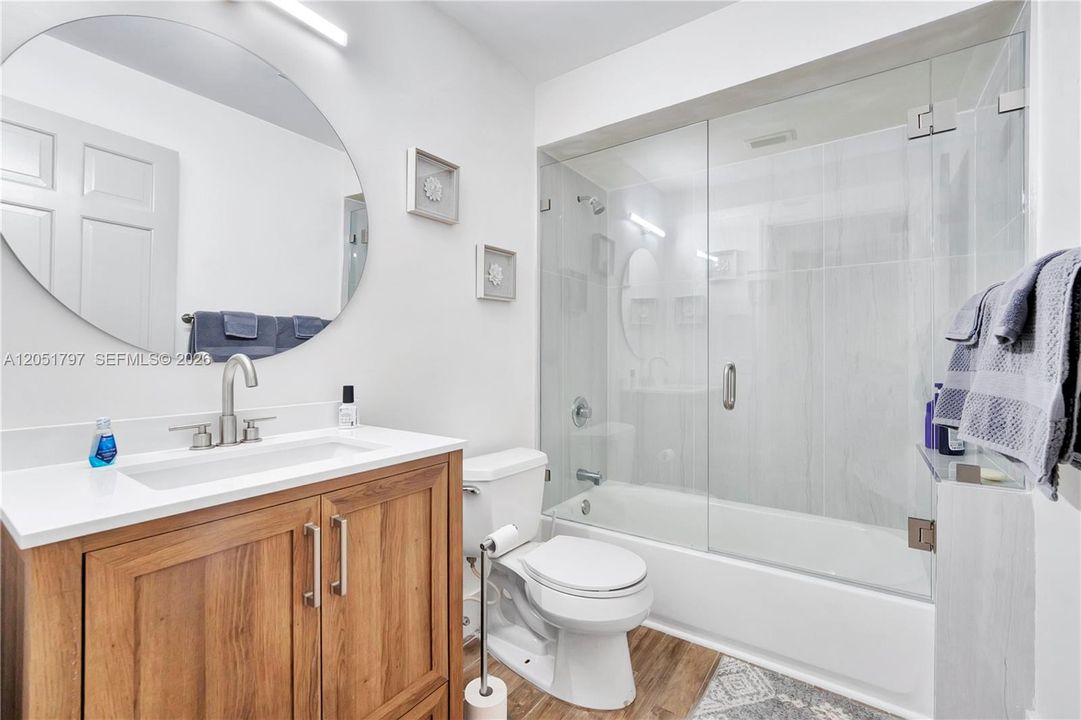 En Venta: $1,600,000 (4 camas, 4 baños, 3768 Pies cuadrados)