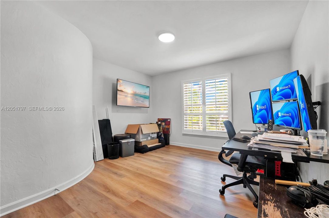 En Venta: $1,600,000 (4 camas, 4 baños, 3768 Pies cuadrados)