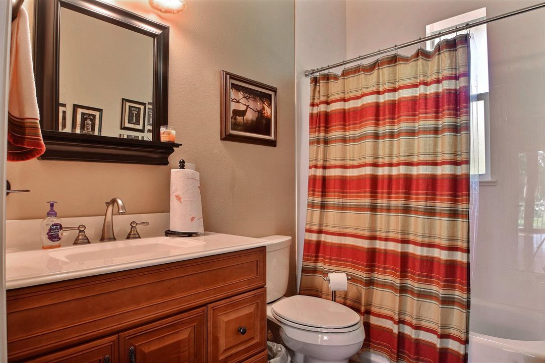 Guest House Bath