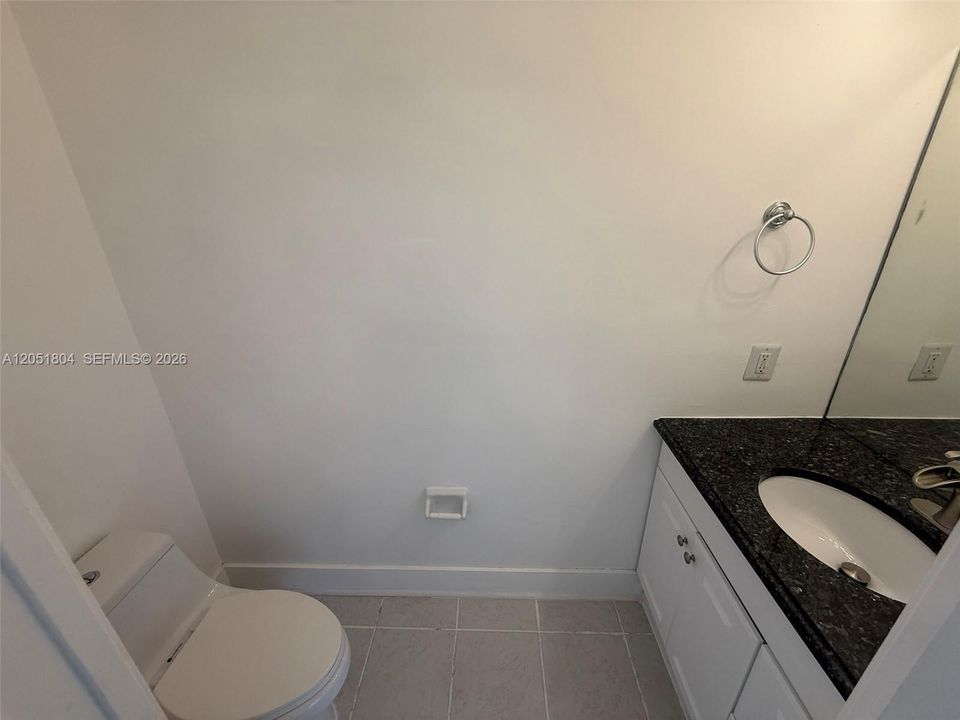 В аренду: $3,550 (3 спален, 2 ванн, 1650 Квадратных фут)