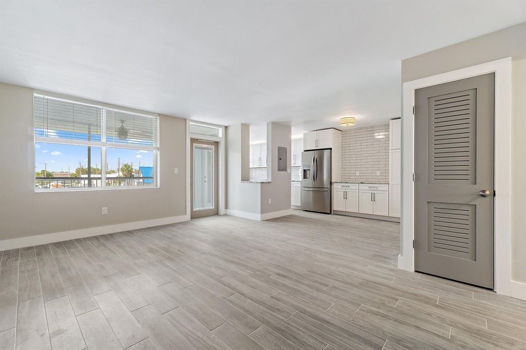 054-108ParadiseHarbourBlvd-314-NorthPalm
