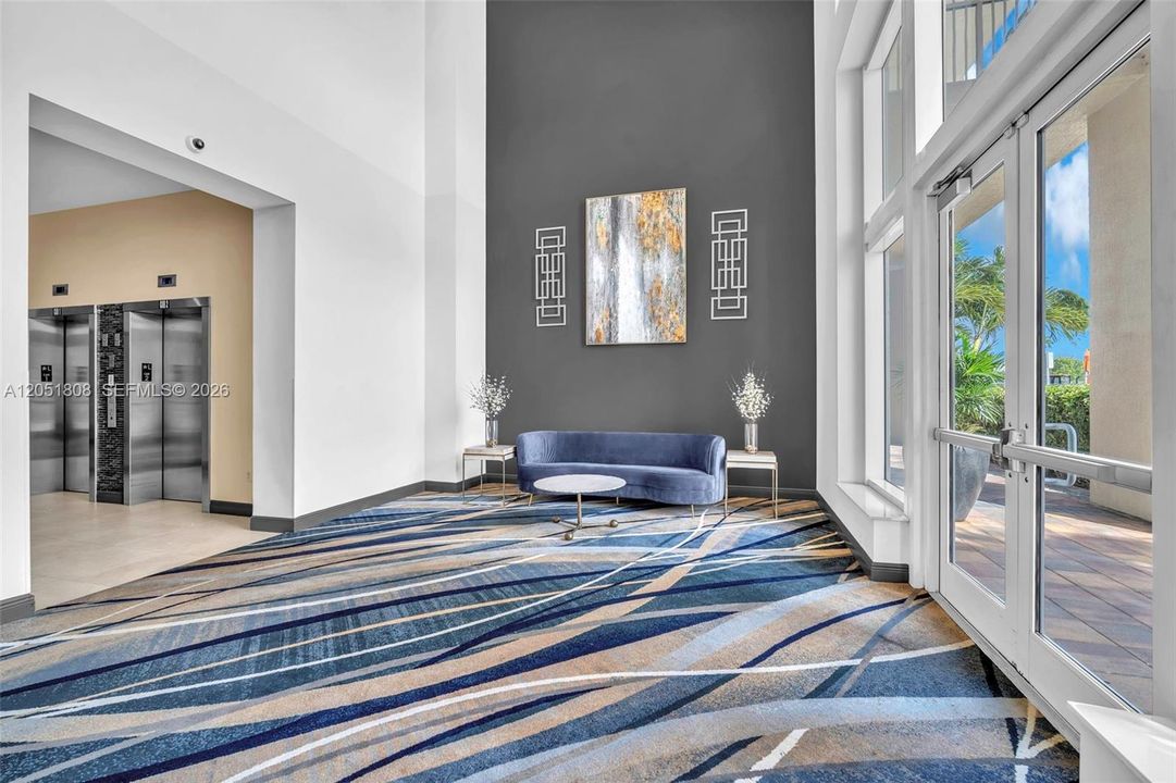 For Sale: $415,000 (2 beds, 2 baths, 1185 Square Feet)