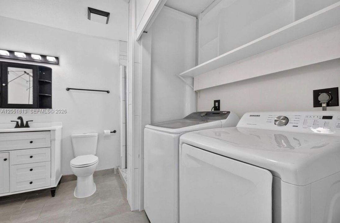 В аренду: $3,500 (3 спален, 2 ванн, 1007 Квадратных фут)