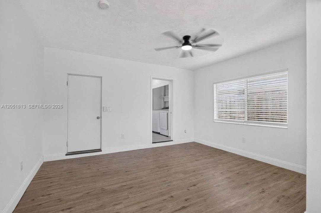 В аренду: $3,500 (3 спален, 2 ванн, 1007 Квадратных фут)