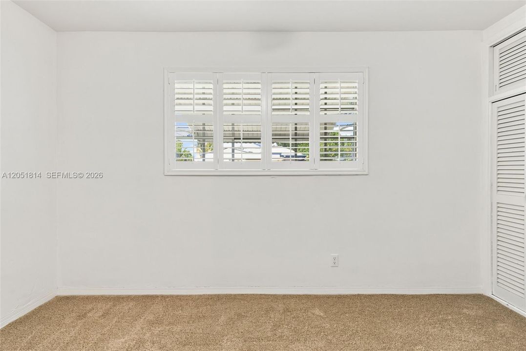 For Sale: $590,000 (3 beds, 2 baths, 1569 Square Feet)