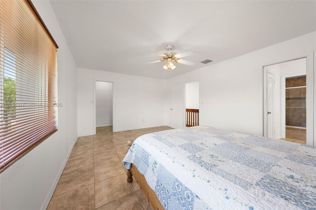 For Sale: $979,000 (4 beds, 3 baths, 2492 Square Feet)