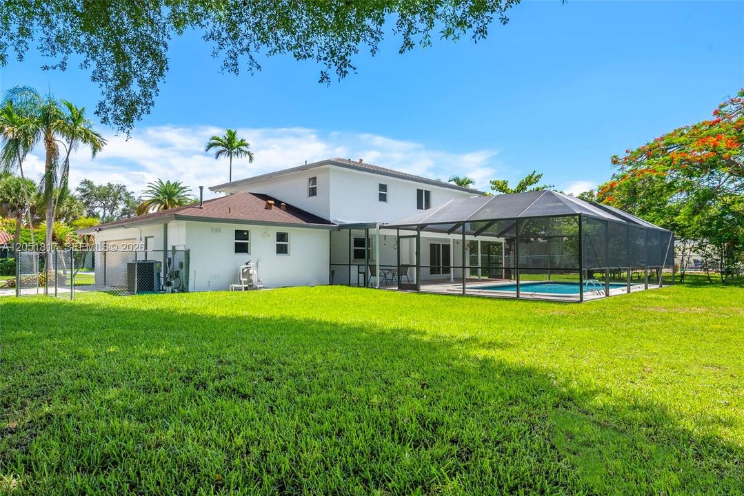 For Sale: $979,000 (4 beds, 3 baths, 2492 Square Feet)