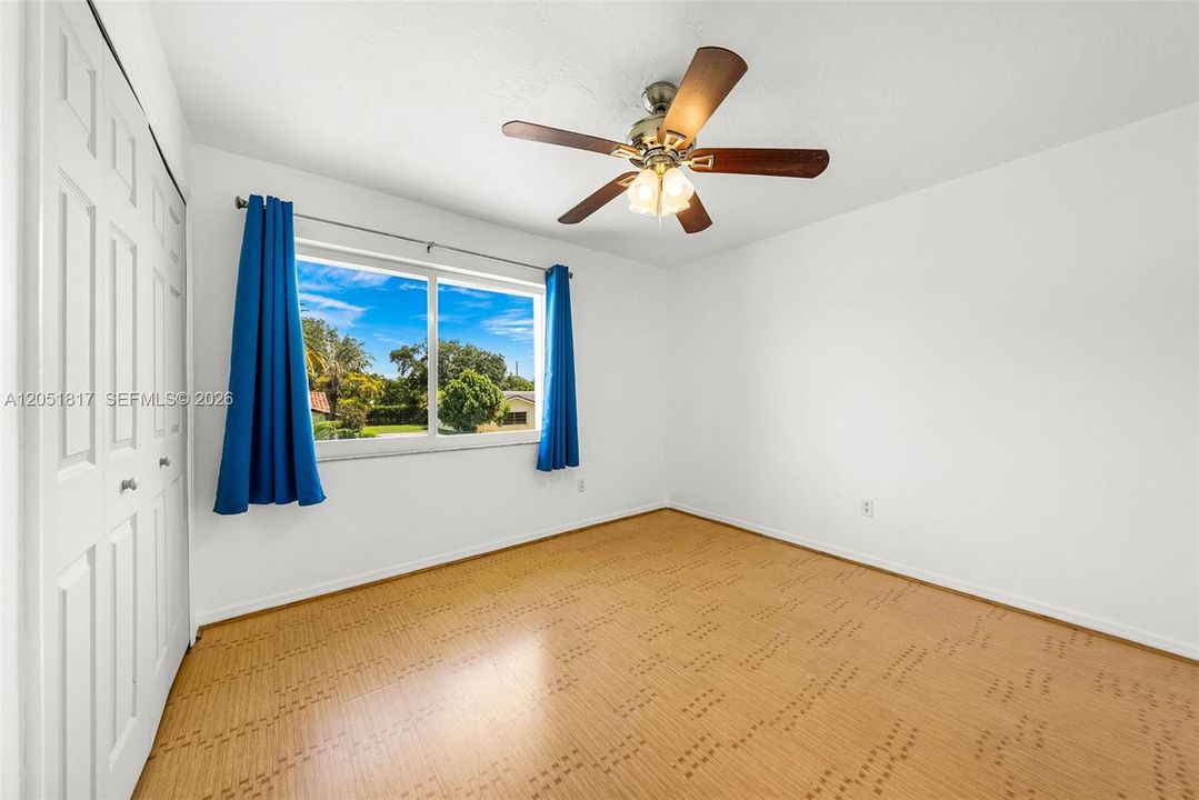 For Sale: $979,000 (4 beds, 3 baths, 2492 Square Feet)
