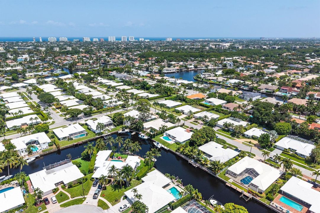 064-681ElmTreeLane-BocaRaton-FL-33486-SM