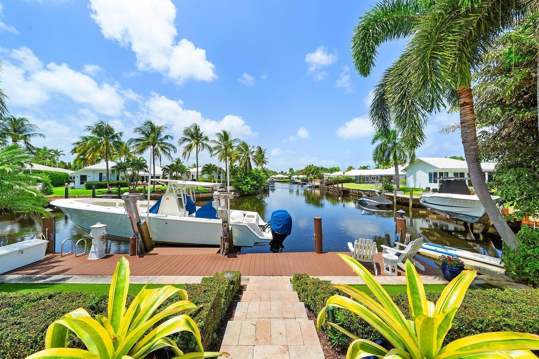 046-681ElmTreeLane-BocaRaton-FL-33486-SM