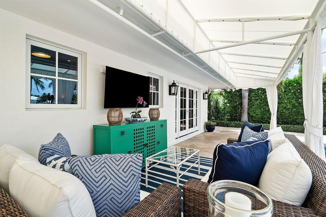 047-681ElmTreeLane-BocaRaton-FL-33486-SM
