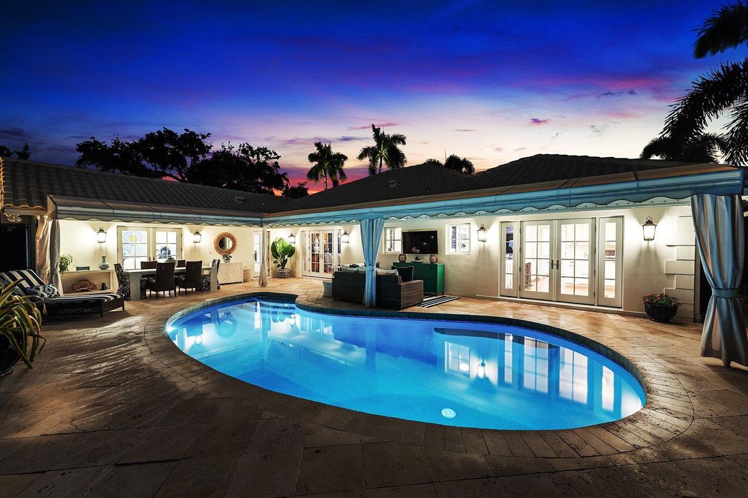 074-681ElmTreeLane-BocaRaton-FL-33486-SM