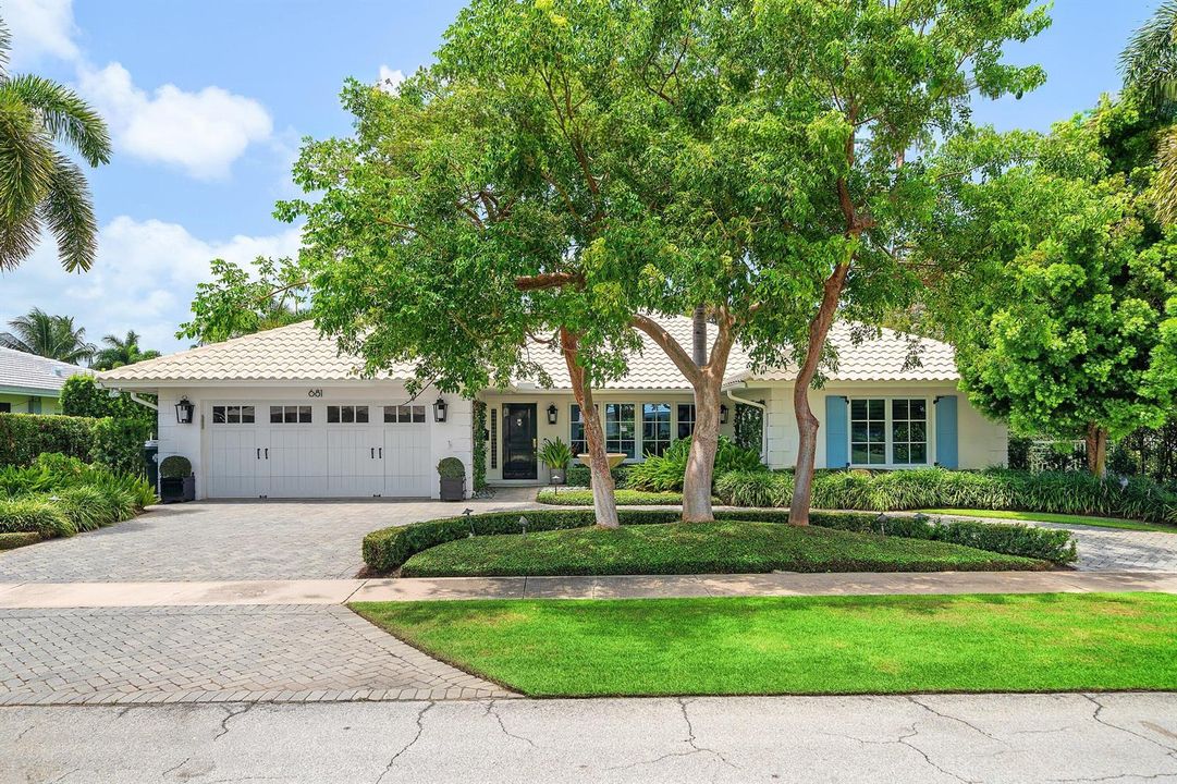 001-681ElmTreeLane-BocaRaton-FL-33486-SM