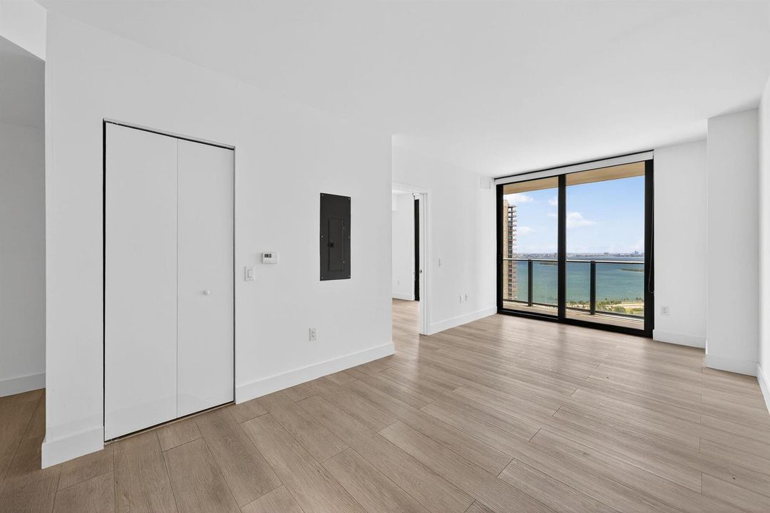 5-web-or-mls-501 NE 31st St unit 3305_HD