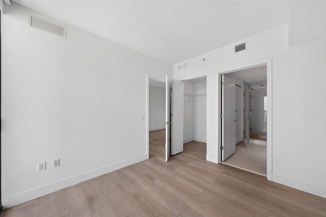 26-web-or-mls-501 NE 31st St unit 3305_H