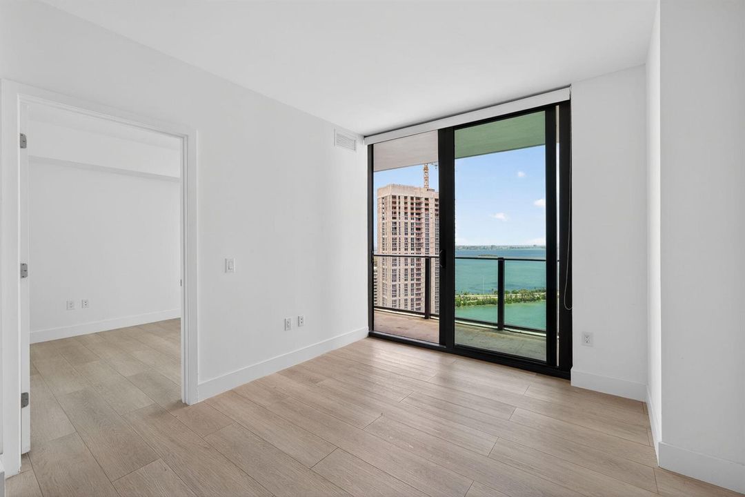 11-web-or-mls-501 NE 31st St unit 3305_H
