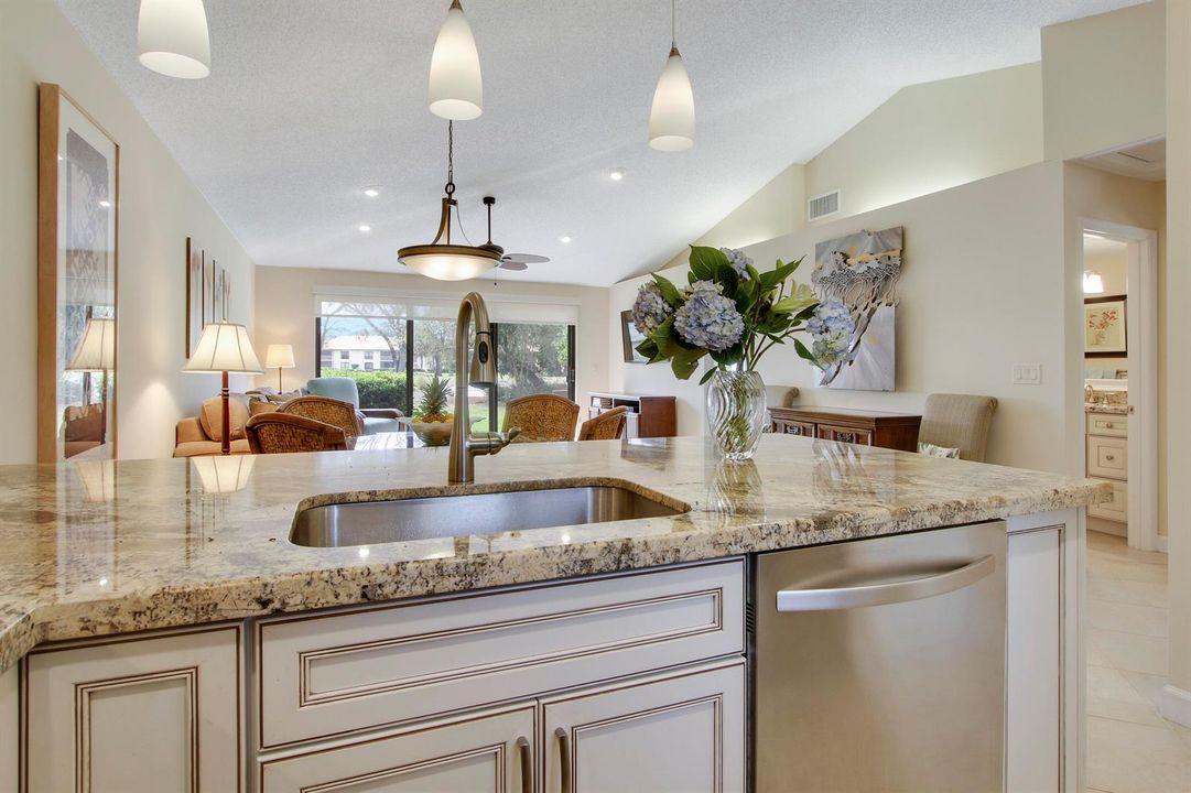 Renovated Cottage!