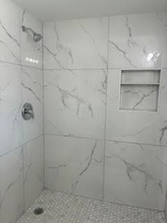 475 bathroom 2