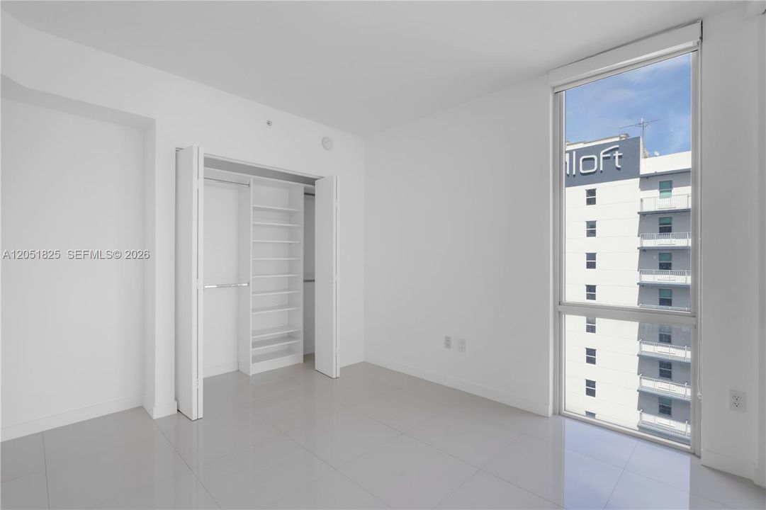 For Rent: $5,400 (3 beds, 2 baths, 1273 Square Feet)