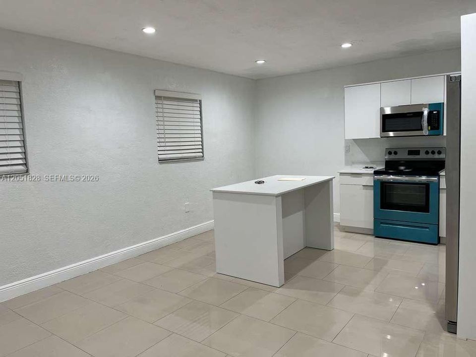 For Sale: $675,890 (4 beds, 3 baths, 1962 Square Feet)