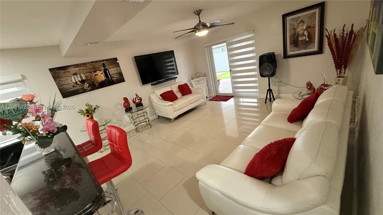 For Sale: $675,890 (4 beds, 3 baths, 1962 Square Feet)