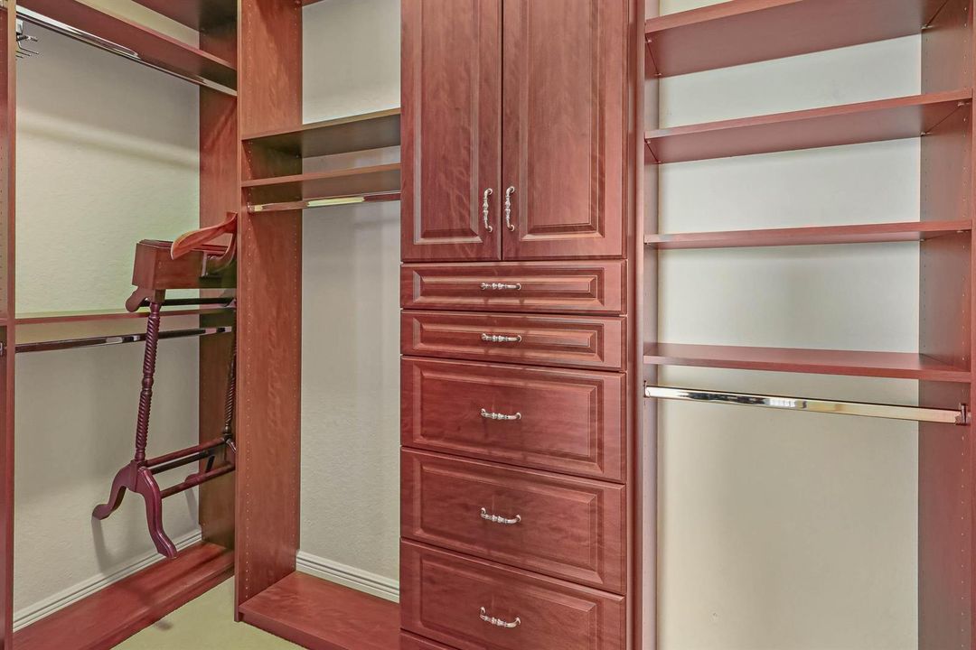 Walk In Closet
