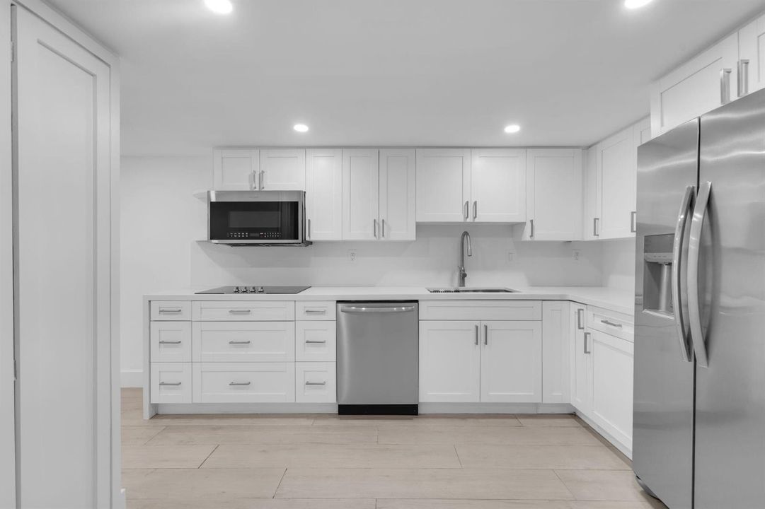 11-web-or-mls-5750TurinStap#206-11