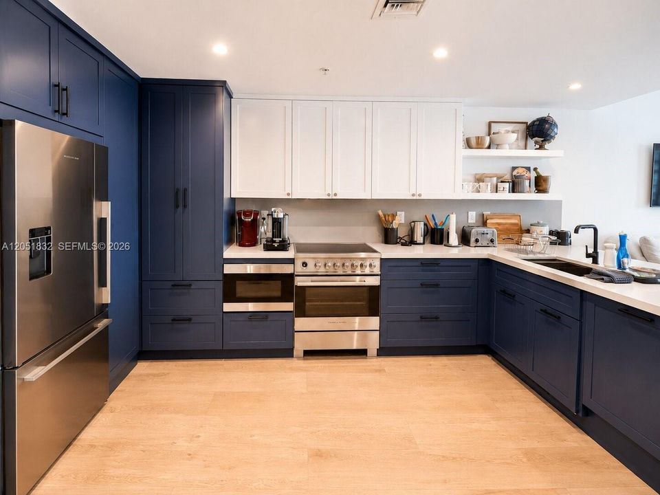 For Rent: $5,000 (2 beds, 2 baths, 1126 Square Feet)