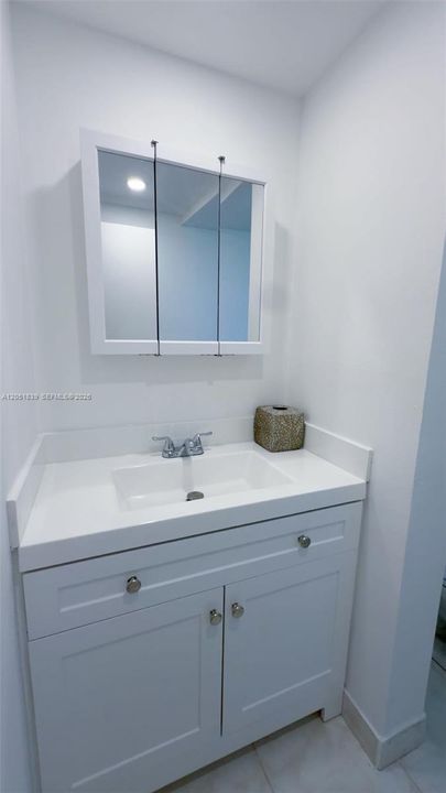 En Venta: $250,000 (3 camas, 2 baños, 1160 Pies cuadrados)
