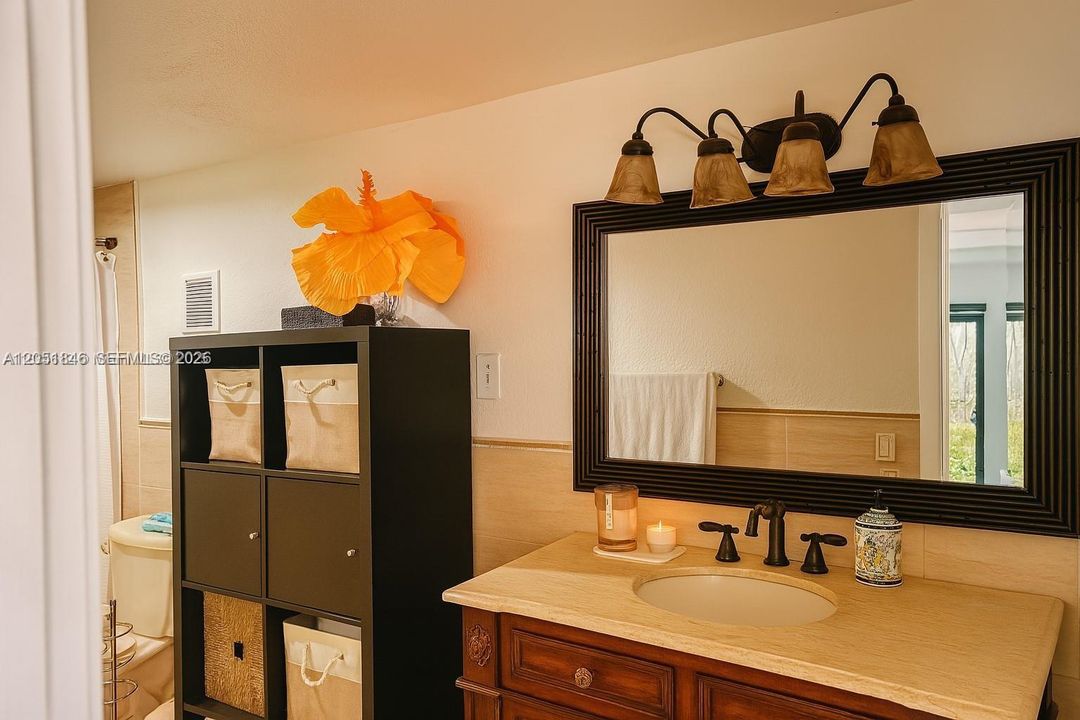 For Rent: $3,500 (2 beds, 2 baths, 1665 Square Feet)