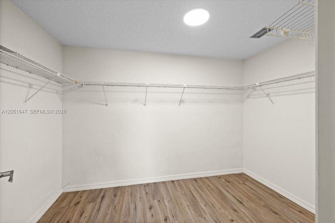 Master Walk In Closet