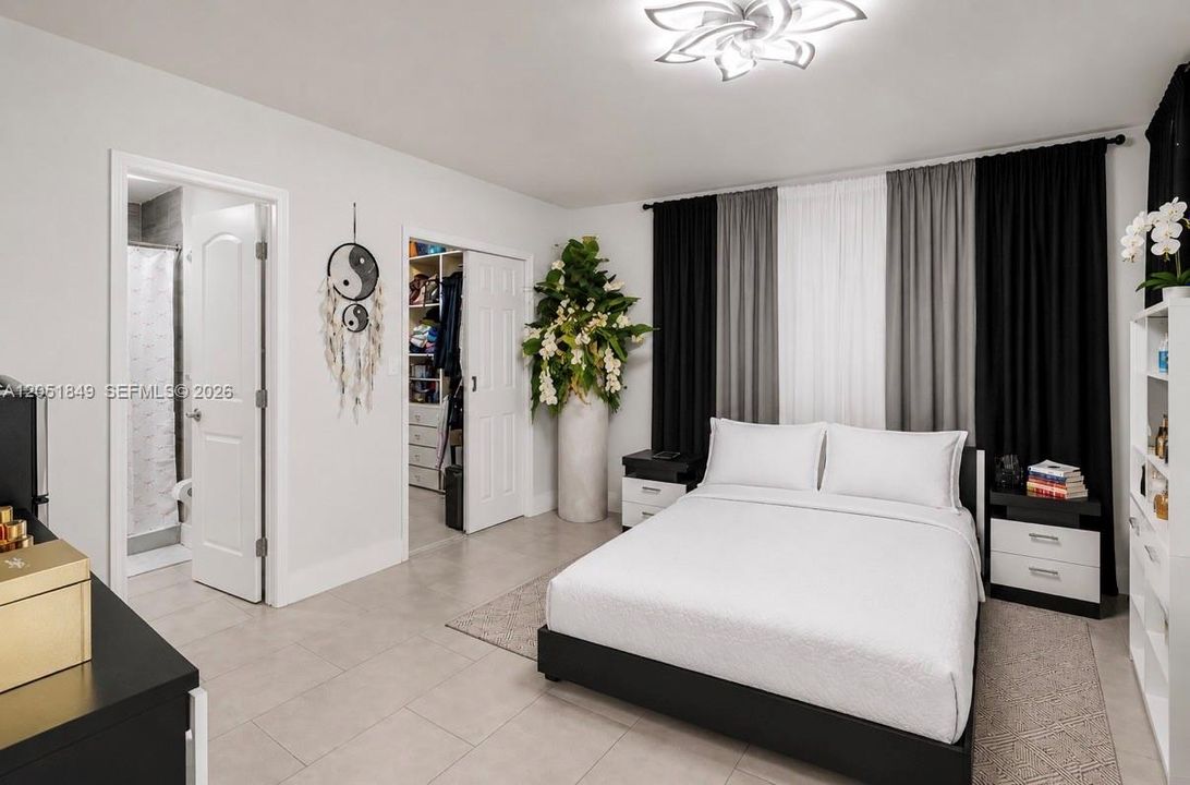 For Sale: $797,000 (5 beds, 3 baths, 2051 Square Feet)