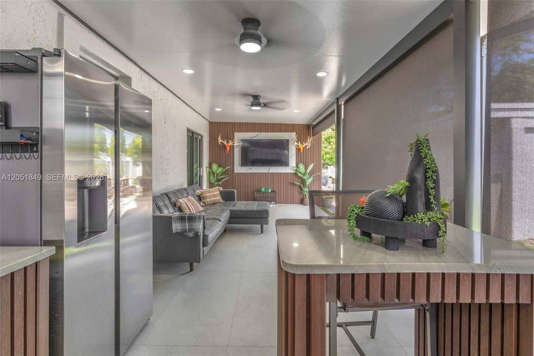For Sale: $797,000 (5 beds, 3 baths, 2051 Square Feet)
