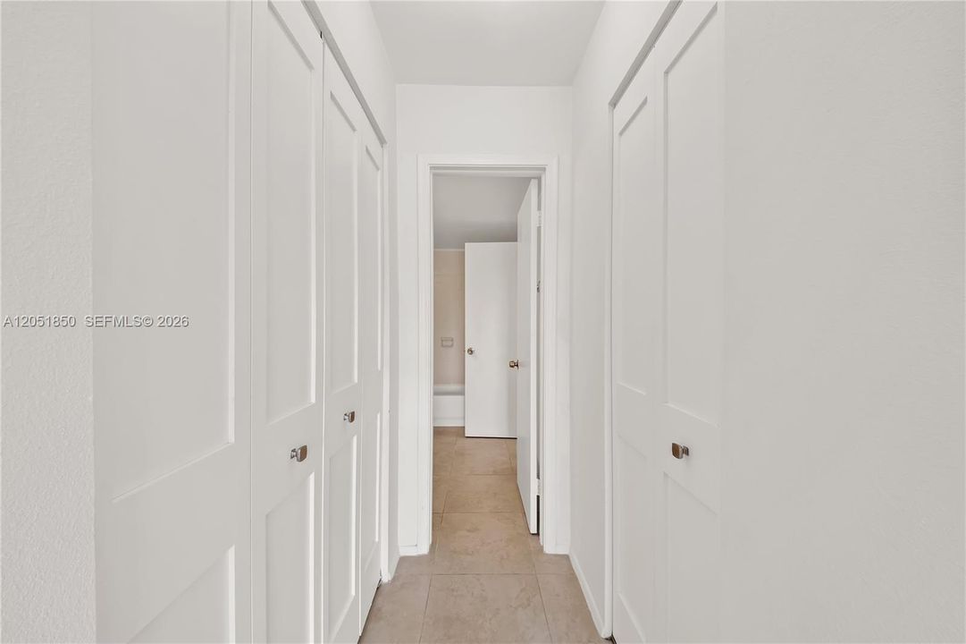 На продажу: $247,500 (1 спален, 1 ванн, 710 Квадратных фут)