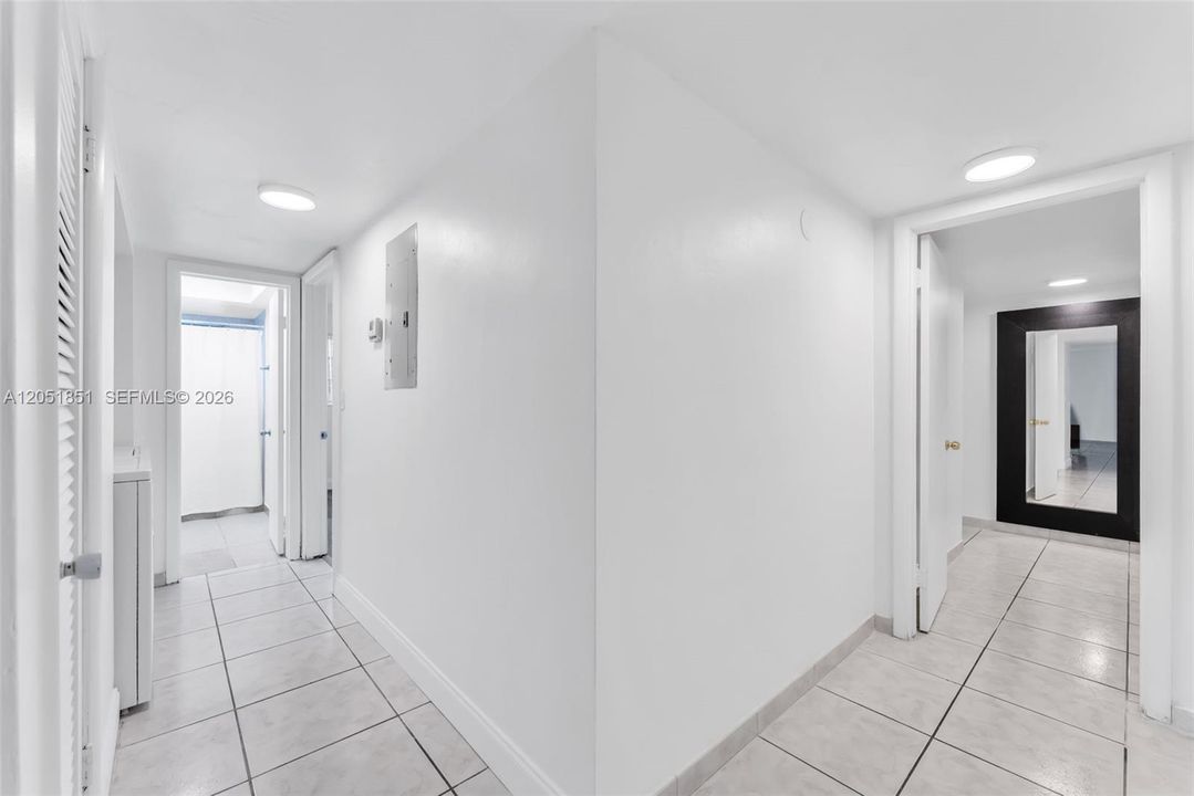 For Rent: $2,500 (2 beds, 2 baths, 1464 Square Feet)