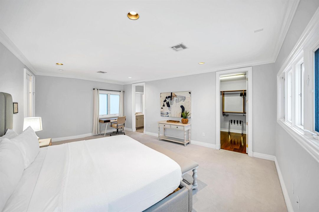 709 Idlewyld Dr-118