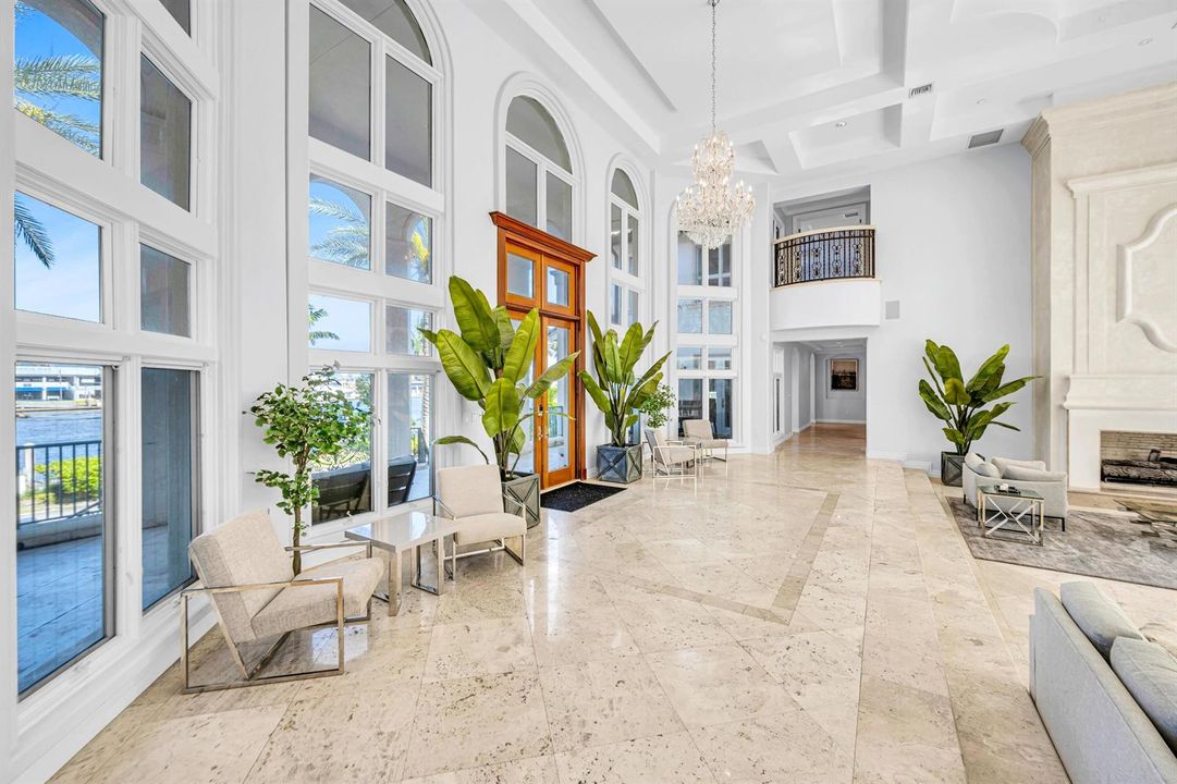 709 Idlewyld Dr-35