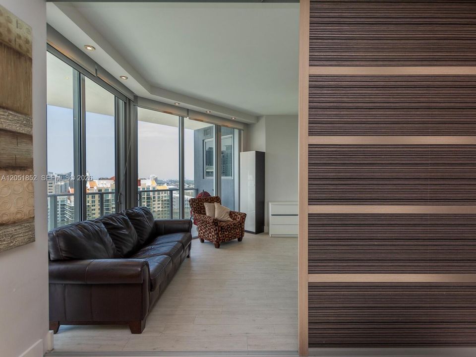 For Rent: $14,000 (4 beds, 3 baths, 2365 Square Feet)