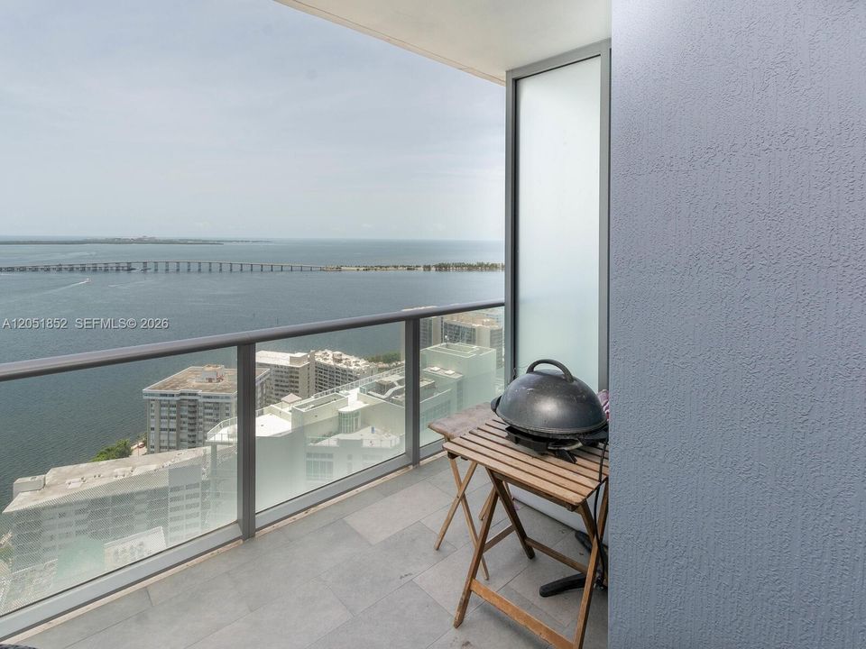 For Rent: $14,000 (4 beds, 3 baths, 2365 Square Feet)