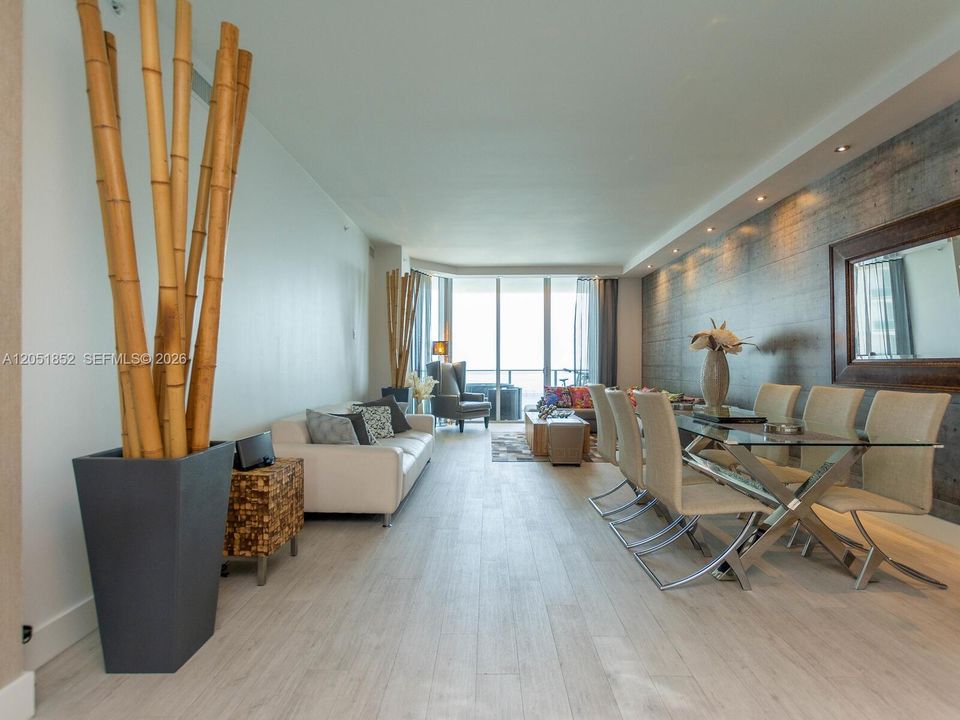 For Rent: $14,000 (4 beds, 3 baths, 2365 Square Feet)