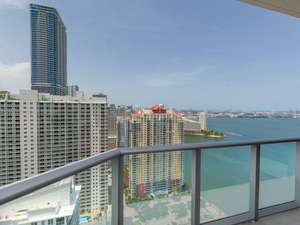 For Rent: $14,000 (4 beds, 3 baths, 2365 Square Feet)