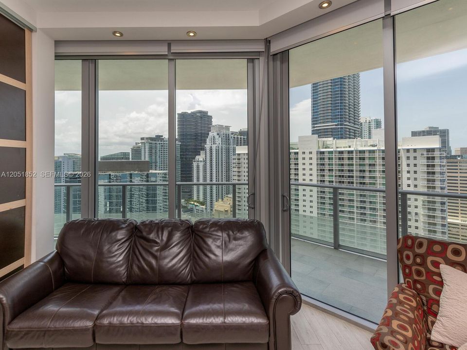 For Rent: $14,000 (4 beds, 3 baths, 2365 Square Feet)