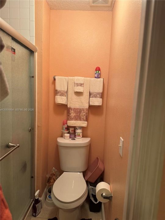 En Venta: $540,000 (4 camas, 3 baños, 2792 Pies cuadrados)