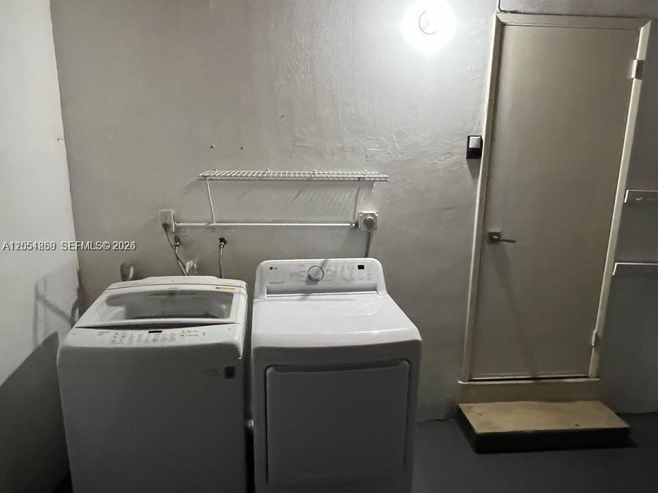 В аренду: $2,950 (2 спален, 2 ванн, 1294 Квадратных фут)
