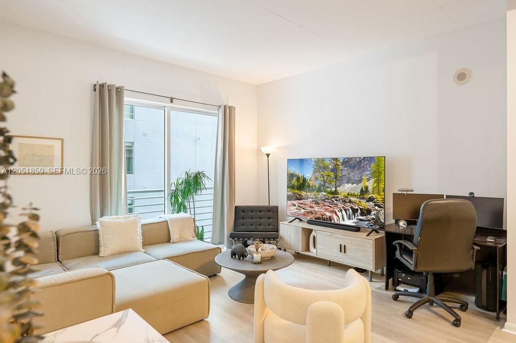 En Venta: $289,000 (1 camas, 1 baños, 625 Pies cuadrados)